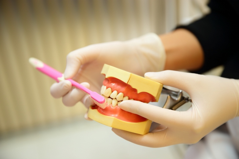 日本人の約80％が歯周病です
